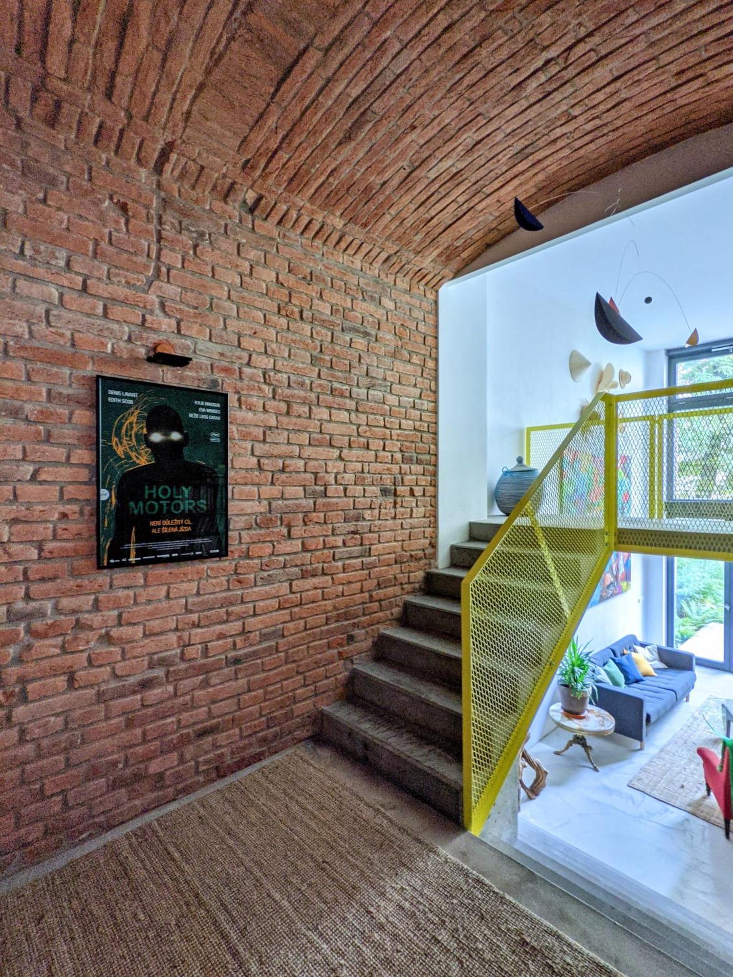 Romantic And Atypical Apartments In Prague'S Montmartre 外观 照片